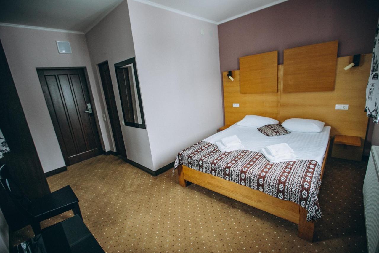 Hoch Land Hotel Yablunytsya Eksteriør billede