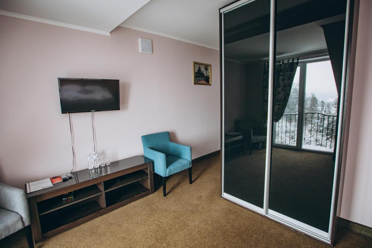 Hoch Land Hotel Yablunytsya Eksteriør billede