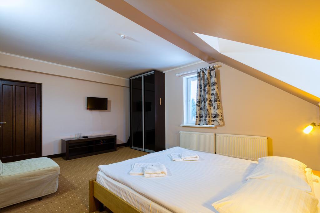 Hoch Land Hotel Yablunytsya Eksteriør billede